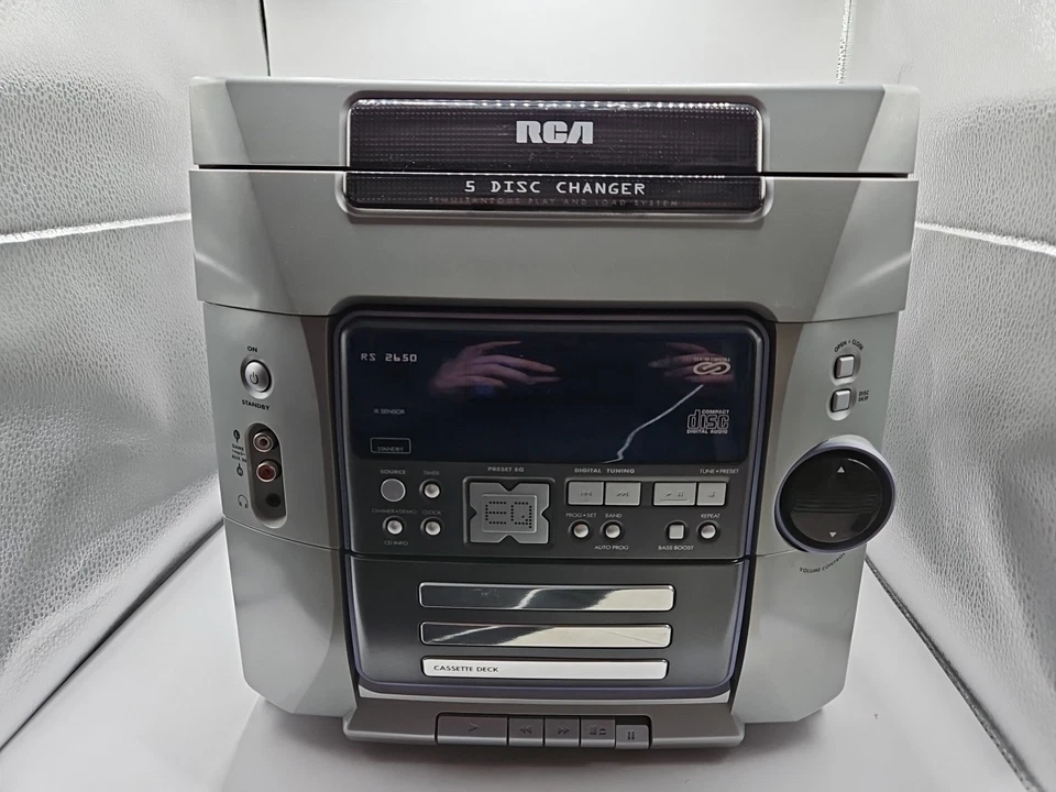 Cambiador de discos RCA RS2650 5 cubierta de casete radio AM/FM cubierta de casete - PARA REPUESTOS Foto 1 de 4