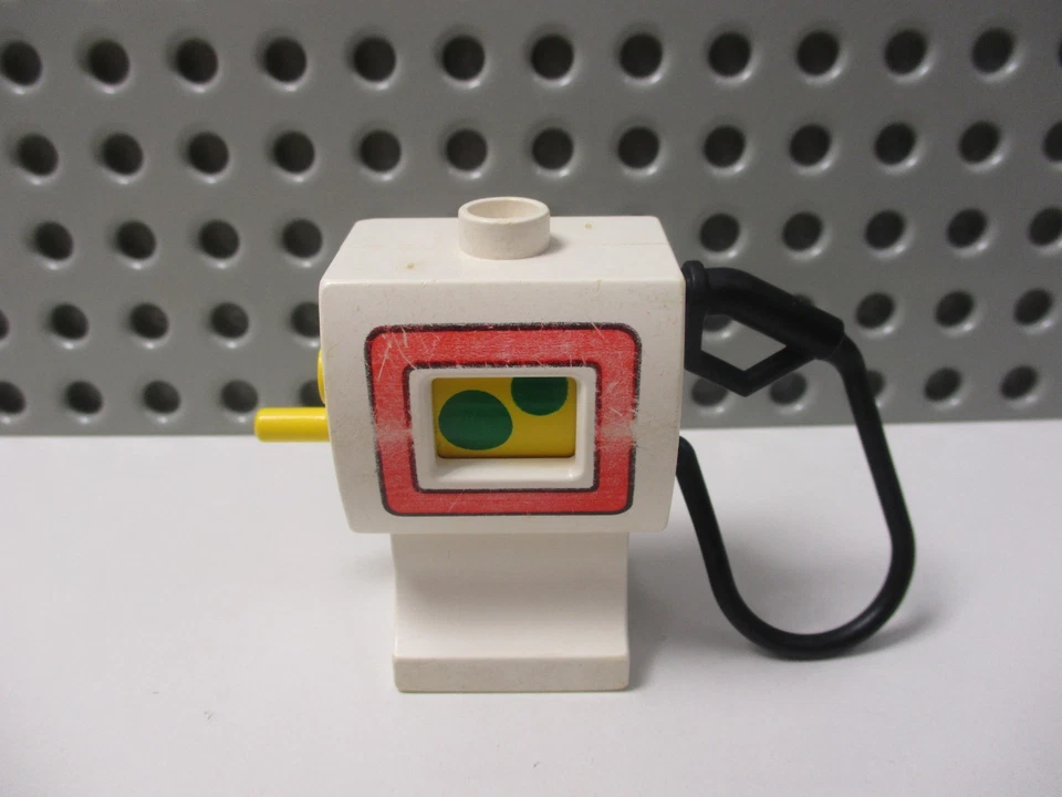 LEGO Duplo Zapfsäule  Tankstelle Werkstatt - Bild 1 von 1