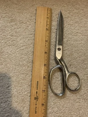 Vintage WISS Trimline Scissors / Shears #4127 - 7” Sewing Tailor Metal USA made - Image 1 of 4