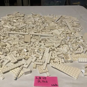 Legos Vintage Bricks White Miscellaneous Tiles, Pieces & Parts Lot 2 Lbs - Picture 1 of 8