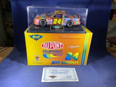 U5-41 Jeff Gordon #24 Dupont / Chromalusion - Chevy Monte Carlo 1989 - Revell Foto 1 de 4