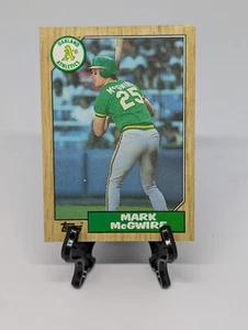 1987 Topps #366 Mark McGwire Oakland Athletics - Picture 1 of 7