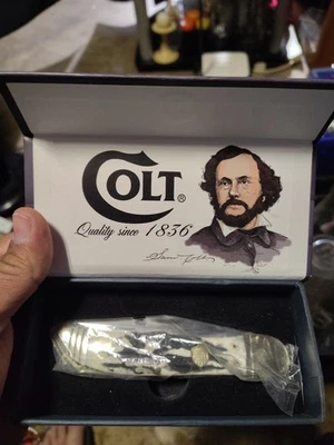 Sam Colt Signature Series Stag Folding Hunter CT252( NOS)In Collectors Box, Mint - Image 1 of 3