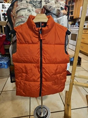 Old Navy Puffer Vest Large  NWT - Image 1 of 4