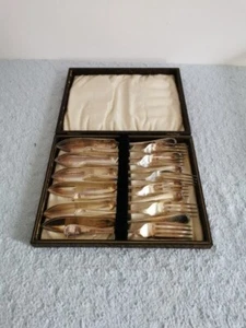 Juego de cuchillos en caja EPNS de colección  - Imagen 1 de 9