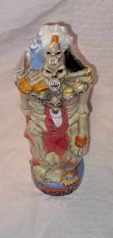 VINTAGE SKELETON WARRIORS BUBBLE BATH.. NOS..IN PLASTIC Cover
