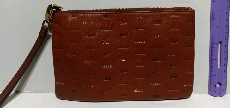 Cartera pequeña cartera billetera de cuero de vaca marrón con cremallera superior marrón Fossil Signature Foto 1 de 4