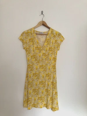 Brora Dress Size 10 Yellow Stretch V Neck Soft Floaty Short Sleeve VGC Viscose - Image 1 of 4