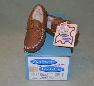 NUEVO EN CAJA Pieles MOCASINES Niños 13 Cuero Genuino Piel de Oveja Forrado Niño Niño Niño Foto 1 de 4