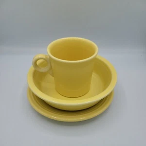 Fiesta 3-teiliges gelbes Set Becher Teller Schüssel Made in USA - Bild 1 von 4