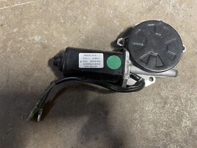Can-Am Spyder RT-S SE5 RT SE5 Roadster 11 12 13-25 OEM Windshield Screen Motor - Image 1 of 3
