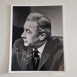 SIGNED EUGENE MCCARTHY PRESIDENTIAL HOPEFUL AUTOGRAPH PHOTOGRAPH - Picture 1 of 4