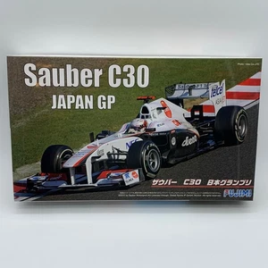1/20 F1 Fujimi Sauber C30 Japan GP - Picture 1 of 3
