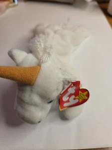 TY Gorro Bebé "Místico" El Unicornio 21/05/94 Cumpleaños - Imagen 1 de 4