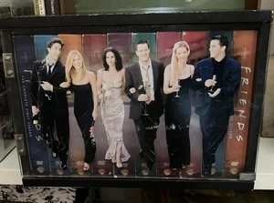 Friends - The One With All Ten Seasons Collectors Box (DVD, 2005, 40-Disc Set) - Bild 1 von 13