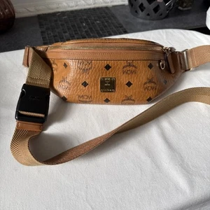 Mcm Bauchtasche, Gürteltasche Original Mit Gebrauchsspuren Aber Immer Noch Toll - Bild 1 von 10