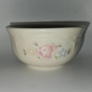 Pfaltzgraff Tea Rose 4" Dessert Berry Bowl Pink Blue Floral Stoneware USA - Picture 1 of 6