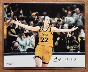 CAITLIN CLARK #22 Iowa Hawkeyes 8x10 Photograph (HAND-SIGNED AUTO) W/COA - Picture 1 of 7