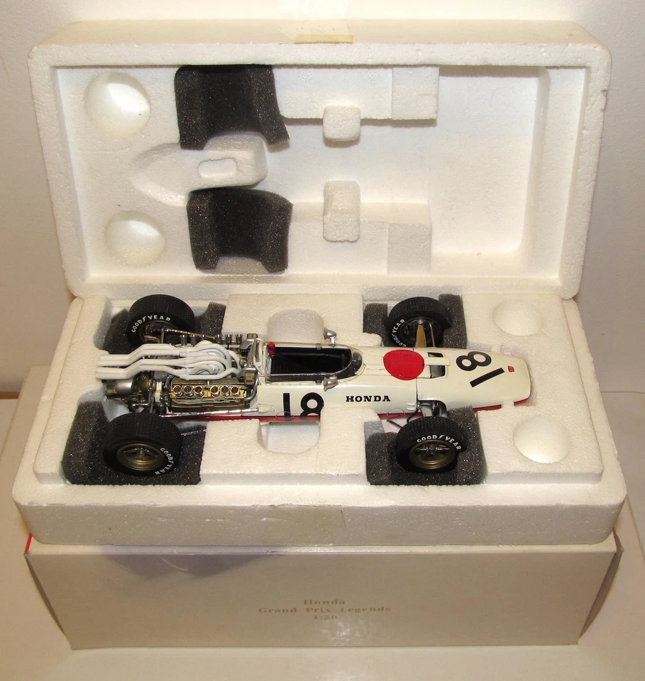 Coche de carreras Ebbro 1/20 Honda RA273 F1 1966 Gran Premio de Italia como nuevo con caja original Foto 1 de 4
