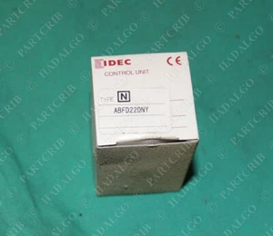 Idec, ABD, ABFD220NY, Pushbutton Momentary Flush Push Button Yellow Switch - Picture 1 of 3