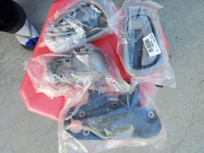 Наружная дверная ручка Dorman 77250 подходит для Toyota Corolla - Изображение 1 из 4