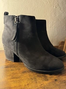 BLONDO BLACK SUEDE SHORT ANKLE BOOTS WATERPROOF SIZE 8.5 Women - Picture 1 of 5