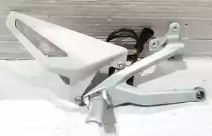 pedana anteriore destra ducati panigale v4 s RH FOOT PEG HOLDER PLATE 82413471BA - Foto 1 di 3