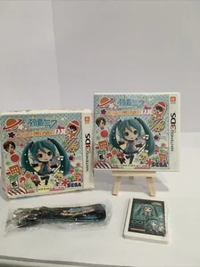 Hatsune Miku: Project Mirai DX (Nintendo 3DS) Cartera Completa Cadena Tarjetas AR - Imagen 1 de 6