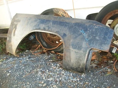 Guardabarros derecho pasajero Dodge Polara Monaco 1968 nuevo MoPar Foto 1 de 3