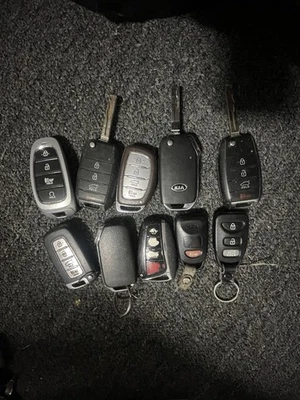 Lot Of 10 Hyuandi Kia Smart Key Fobs - Image 1 of 2