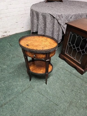 STUNNING THEODORE ALEXANDER BURR WALNUT LAMP/HALL/TELEPHONE TABLE WITH DRAWER - Image 1 of 4