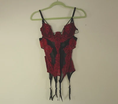 Top espartilho feminino Victoria Secret 34B renda vermelha malha preta alças de liga gótica - Imagem 1 de 4