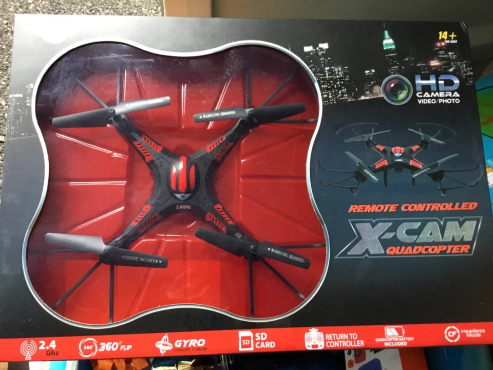 X-Cam Quadcopter Remote Controlled With Built In HD Camera - Boxed new - Image 1 of 2