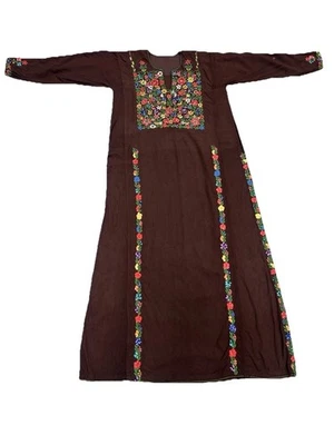 Antiguo vestido árabe Heritage Palestinian Thobe - bordado a mano Foto 1 de 4