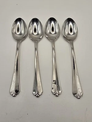 RETRONEU WYNDHAM GLOSSY Soup Spoons Set of 4 - Image 1 of 2