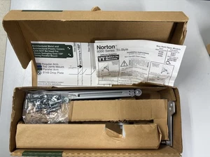 Norton Rixson Türschließer 8501BF 689 8000 Serie Tri-Style Assa Abloy Aluminium - Bild 1 von 7