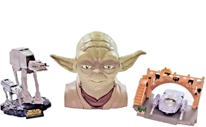 Lote De Colección Star Wars Yoda Micro Máquina Juego y Flota De Acción-INCOMPLETO - Imagen 1 de 20