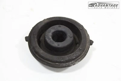 2017-2022 KIA SPORTAGE FRONT RADIATOR SUPPORT UPPER BUSHING INSULATOR RUBBER OEM - Image 1 of 4