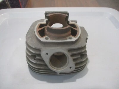 Nuevo de Lote Antiguo Yamaha OEM Cilindro 1974-1975 DT125 1972 AT2 1973 AT3 316-11311-02 Foto 1 de 4