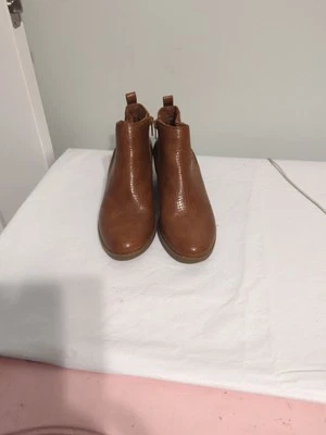 Botines Kim Rogers para mujer talla 6 M Foto 1 de 4