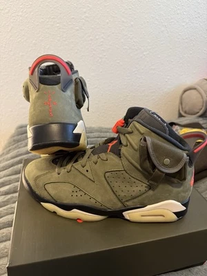 Talla 10.5 - Jordan 6 Retro x Travis Scott Mid Olive Foto 1 de 4