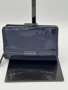 Cartera Coach azul marino charol doble pliegue ¡difícil de encontrar! Estado excepcional. - Imagen 1 de 14