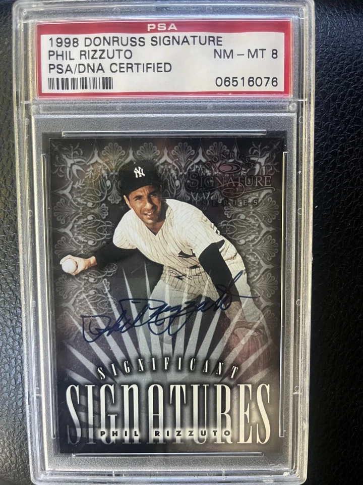 1998 Donruss Significant Signatures PHIL RIZZUTO Rare Auto #/2000 HOF SP PSA 8 - Imagem 1 de 2