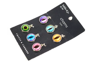 Halloween Armband Charms Hildie & Joe Krypten & Spinnweben Monster Augen Charms - Bild 1 von 5