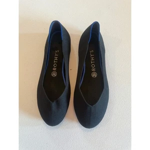 Rothy's schwarzer flacher runder Zehenpartie Ballerinas mit blauem Besatz Slipper Größe 9 - Bild 1 von 6