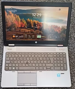 15,6 pollici HP ZBOOK 15 INTEL CORE I7 CON SSD 16 GB 256 GB WIN 11 PRO/UFFICIO 2019 - Foto 1 di 13