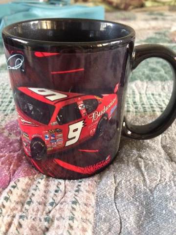 NASCAR KASEY KAHNE #9 Coffee Mug, Black Cover