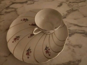 2 VINTAGE YAMAKA CHINA SNACK PLATES JAPAN Pink FLOWERS W Cups Fine Condition - Picture 1 of 3