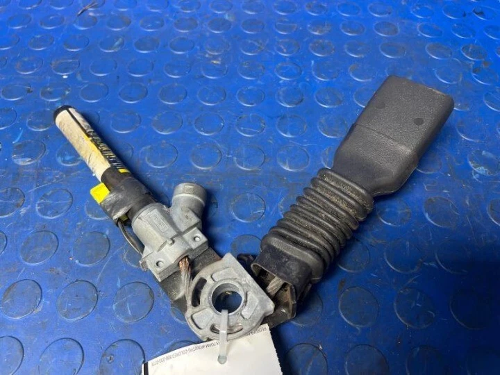 2006-2009 Jeep Commander Front Left Driver Gray Seat Belt Buckle Assembly OEM - Изображение 1 из 4