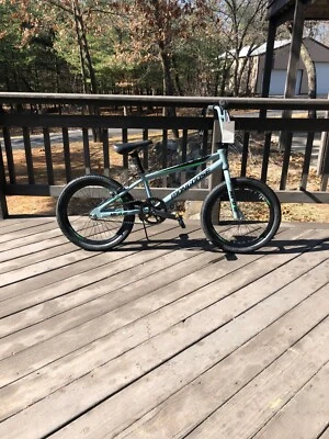 Mongoose MX ONE Bmx Bike grey Local Pickup Only! - Image 1 of 4